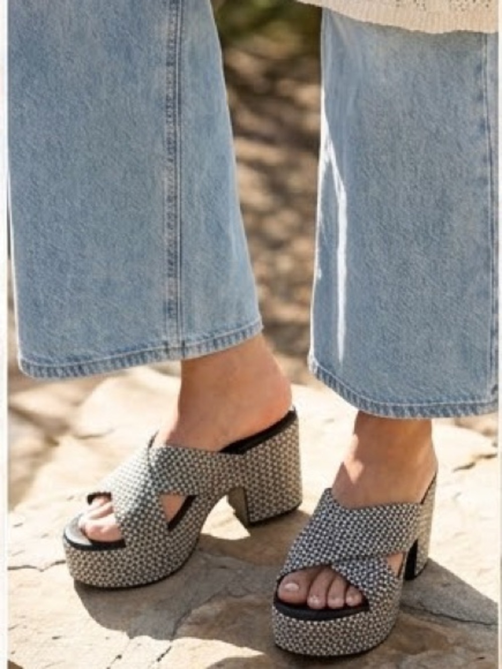 Shu Shop Black and White Woven Crisscross Platform Block Heel Mule Sandals - NWO